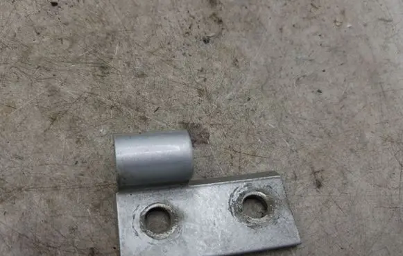 BMW 5 E39 Rear door lower hinge NOCODE
