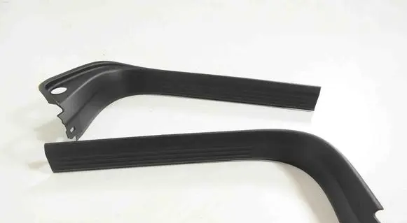 Volvo V40 sill trim set (inner) 31267987 31267988