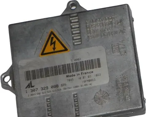 Mercedes-Benz C W203 Xenon control unit/module 1307329088 A2038208885
