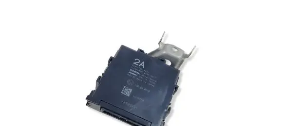 Toyota Prius (XW50) Other control units/modules 8934047010