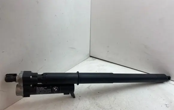 BMW 4 F32 F33 Tailgate strut 17893910