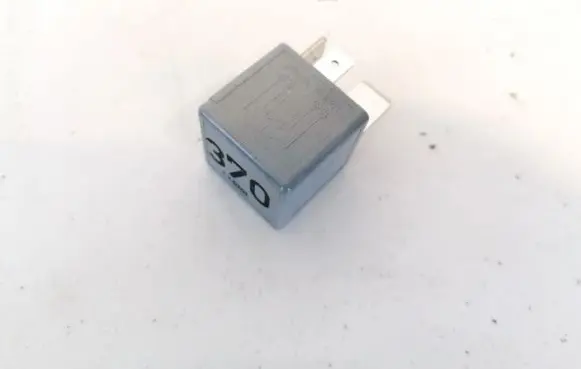 Audi A6 S6 C5 4B Other relay 8d0951253 v23134-j52-x300