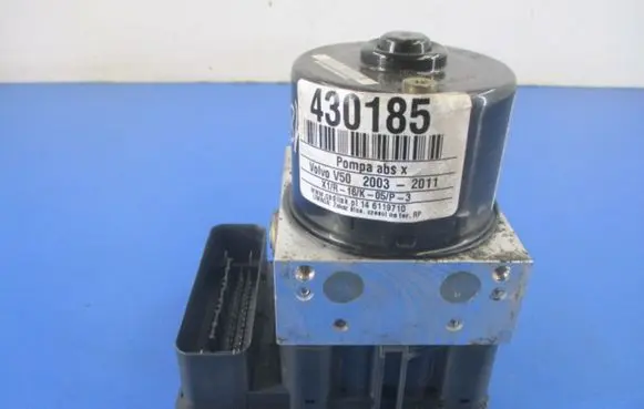Volvo V50 ABS Pump 30672503