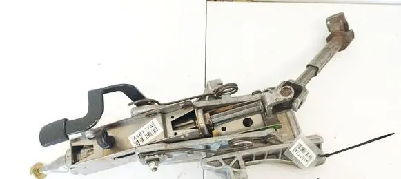 Ford Focus C-MAX Steering wheel axle 4M513C529AB