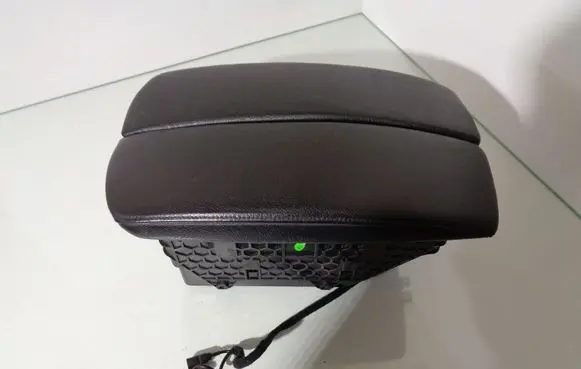 BMW X5 E70 Armrest 6969544 6969543