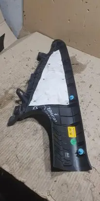 Hyundai Veloster Other trunk/boot trim element 858602V000