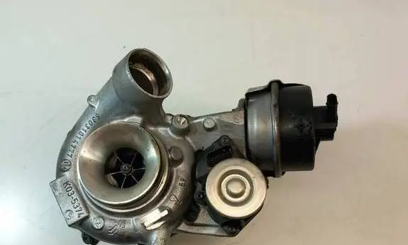 BMW 1 F40 Turbo 8584199 17459700015 4251030954100086