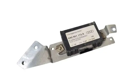 Audi A6 S6 C4 4A Other control units/modules 4A0951173A
