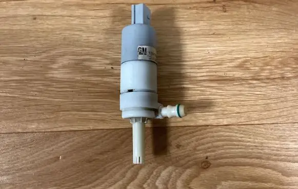 Opel Insignia A Windscreen/windshield washer pump 13250289 31556926