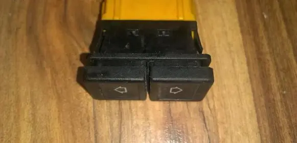 Citroen Xsara Picasso Electric window control switch