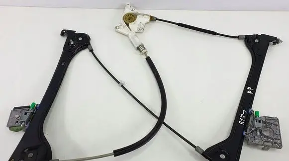 Mercedes-Benz SLK R171 Front door electric window regulator A1717200446
