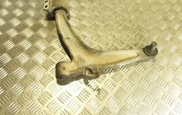 Opel Vectra C Front lower control arm/wishbone 22157255