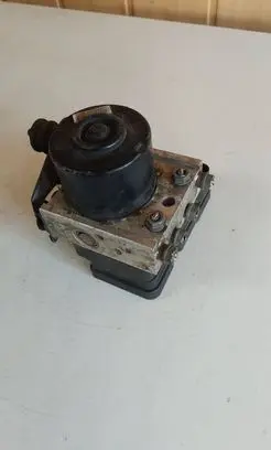 Skoda Octavia Mk2 (1Z) ABS Pump 1K0907379AK S906Z010U E6200026001