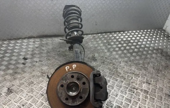 Mini Cooper Countryman R60 Front wheel hub spindle knuckle 