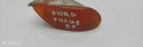 Ford Focus Front indicator light 223100000D