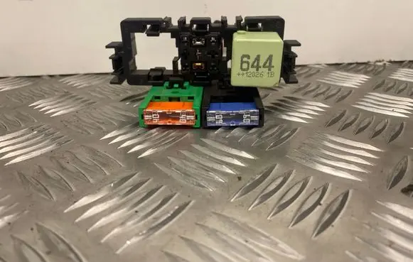 Audi A5 8T 8F Relay mounting block 4F1937503A