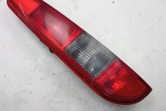 Ford Focus Rear/tail lights 4M51-13405-C