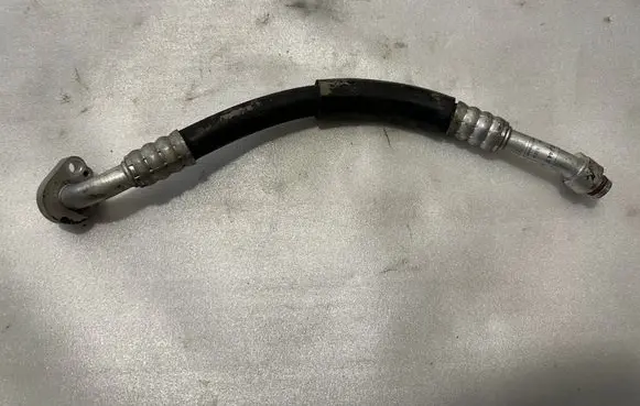 Porsche Cayenne (92A) Air conditioning (A/C) pipe/hose 7P5820744