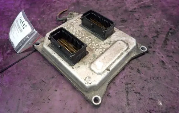 Opel Zafira B Engine control unit/module ECU 55567114