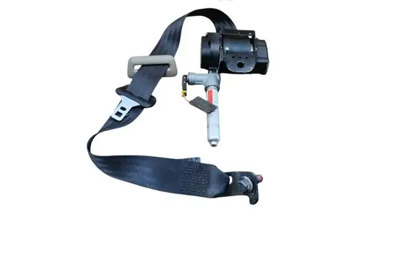 Volvo S60 Middle seatbelt (rear) 30738531