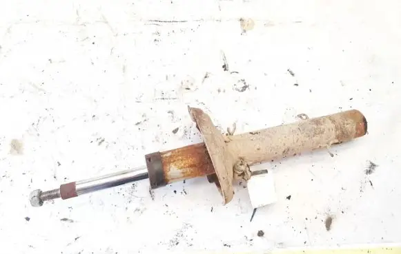 Volkswagen Golf IV Front shock absorber/damper