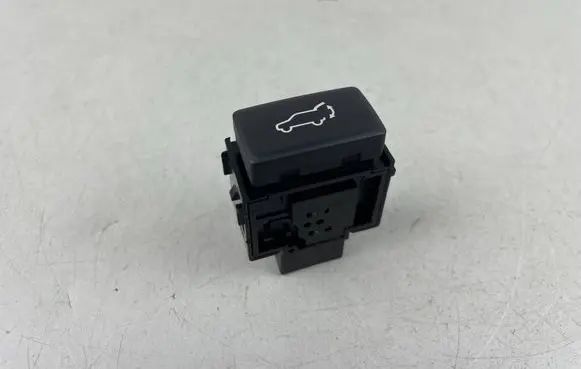 Subaru Outback (BS) Tailgate/boot open switch button 