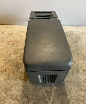 Opel Signum Refrigerator 13188657 0000018659