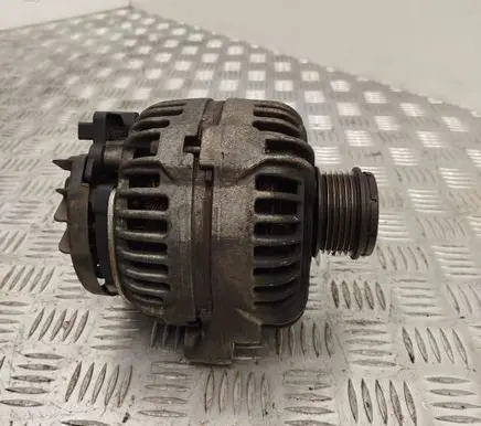 Volvo V70 Generator/alternator 8676498 0124525029