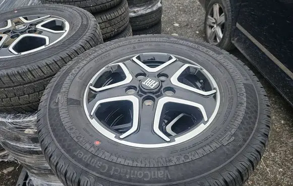 R16 alloy rim