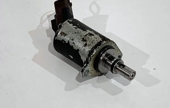 Citroen C4 Grand Picasso Fuel pressure regulator 13150352