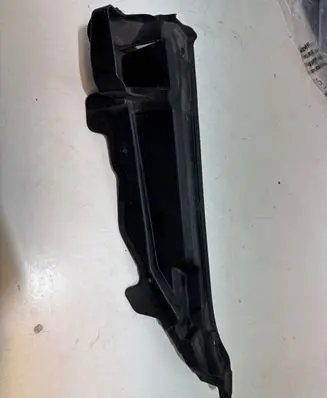 BMW X6 F16 Fender end trim 9245596 156716 068585000