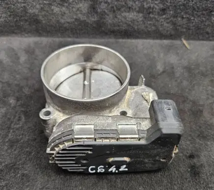 Audi A6 S6 C6 4F Throttle valve 077133062A
