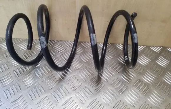 BMW 3 E46 Front coil spring