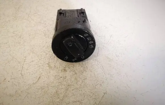 Audi A4 S4 B7 8E 8H Light switch 8E0941531C