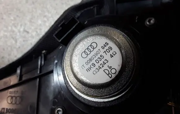 Audi A5 8T 8F Parcel shelf speaker 8K9035709