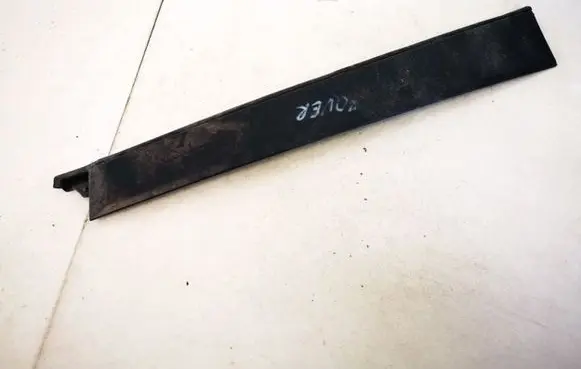 Honda Civic Front door glass trim molding 72930st3e000