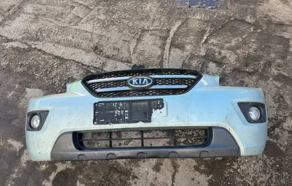 KIA Carens II Front bumper