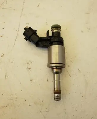 Honda Civic X Fuel injector 0261500