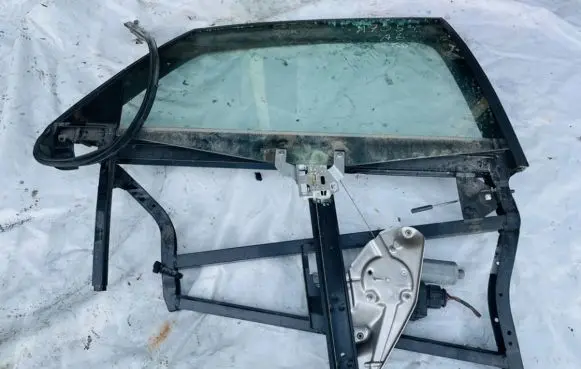 Audi A6 S6 C5 4B Rear door window/glass frame 
