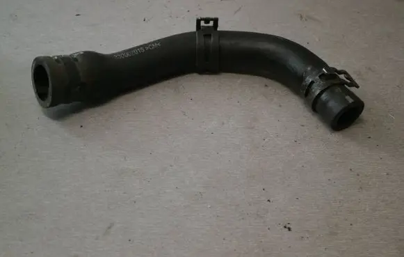 Opel Vectra C Breather/breather pipe/hose 24414342 330002015
