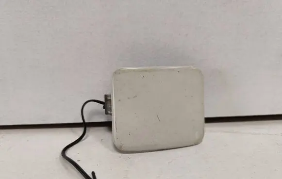 Mercedes-Benz S W221 Front tow hook cap/cover A2218850223