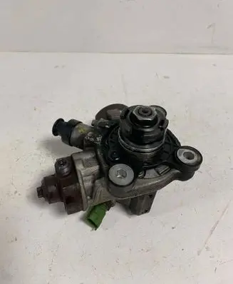 Volvo S80 Fuel injection high pressure pump 31372081 0445010681