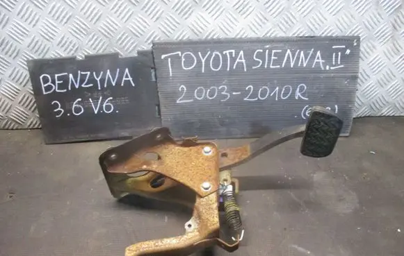 Toyota Sienna XL20 II Brake pedal 