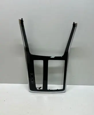 Audi Q8 Dashboard glove box trim 4M8863324 T0532764 2120220X