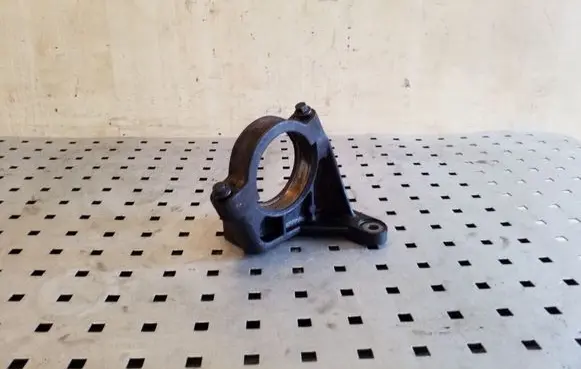 Volvo XC90 Driveshaft support bearing bracket 30711363