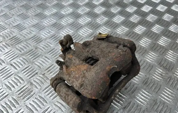 Renault Trafic II (X83) Rear brake caliper