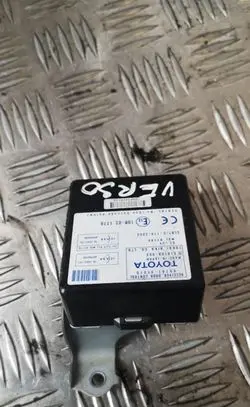 Toyota Corolla Verso AR10 Door control unit/module 897410f010