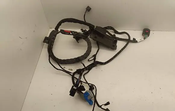 Chrysler Pacifica Sliding door wiring loom 68360882AB