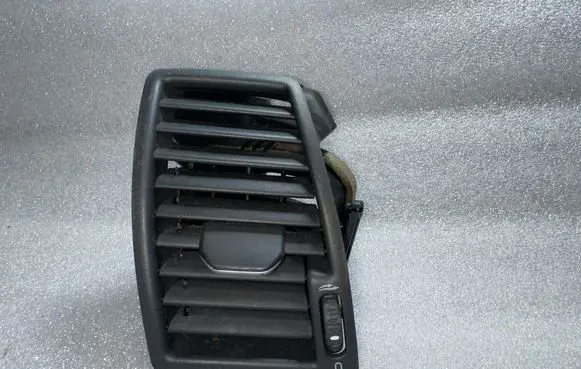 Dashboard side air vent grill/cover trim