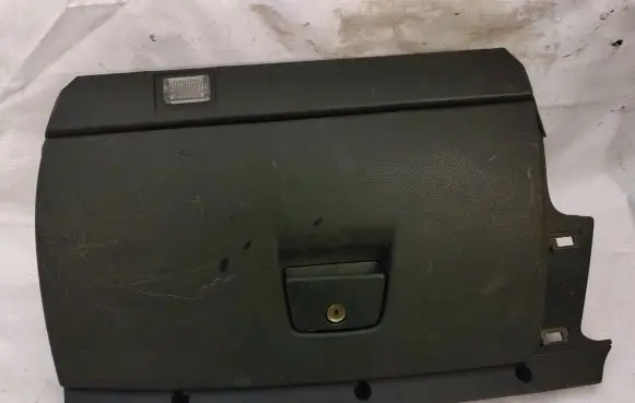 Volvo V50 Glove box frame 8626141